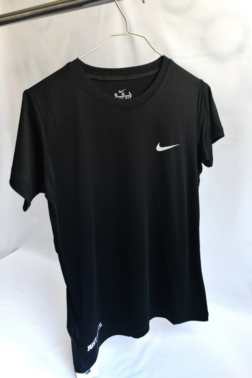 خرید تیشرت فلامنت مشکی کلاسیک | تحویل سریع