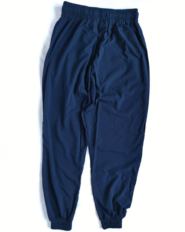 اسلش ورزشی نایک خنک و سبک مناسب تابستان