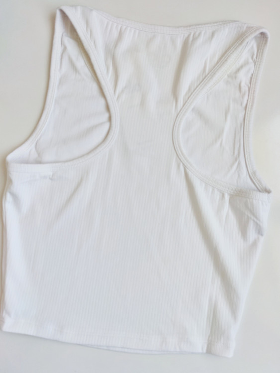 ست کراپ نیمتنه و لگ کارول الو رنگ سفید