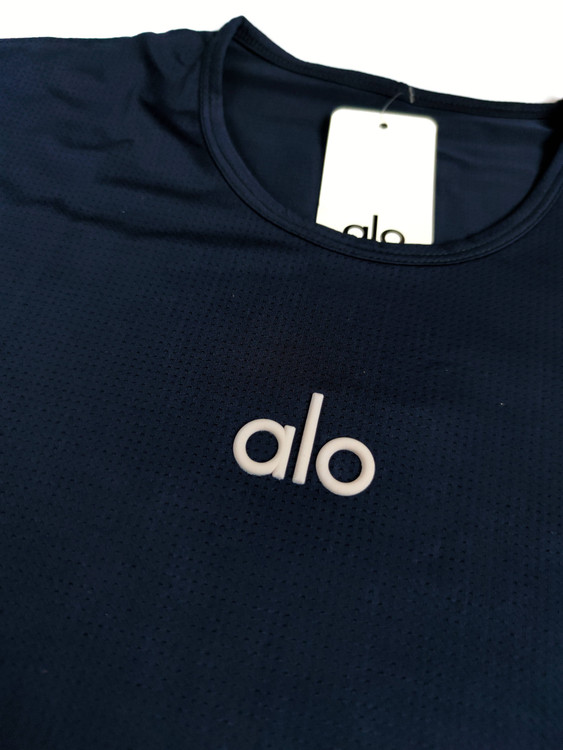 خرید تیشرت ورزشی الو زنانه