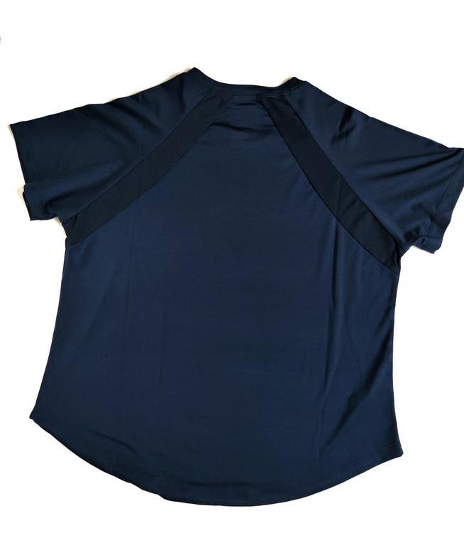 خرید آنلاین تیشرت ورزشی نایک زنانه در شیراز