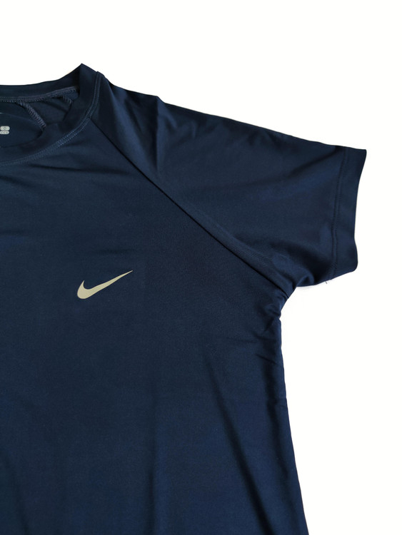 قیمت تیشرت ورزشی زنانه سایز بزرگ با کیفیت بالا و پشتیبانی ۲۴ ساعته