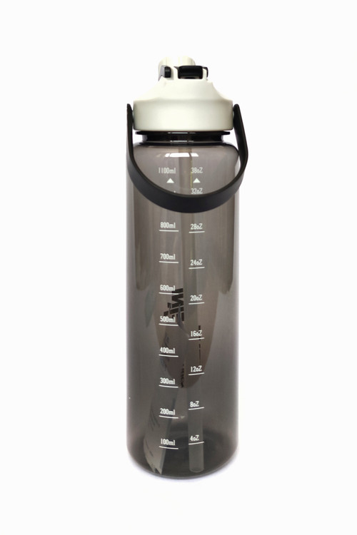 خرید آنلاین قمقمه نی دار مشکی