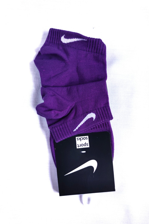 قیمت جوراب ورزشی نایک ساق کوتاه زنانه 1404