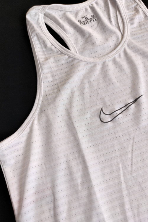 لیست قیمت تاپ ورزشی زنانه سوزنی ۱۴۰۴